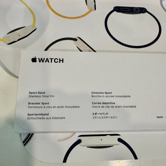 NIB! Apple Watch SE 2nd Gen, w/40mm Silver Alum Case & Storm Blue Sport Band M/L - Picture 11 of 12